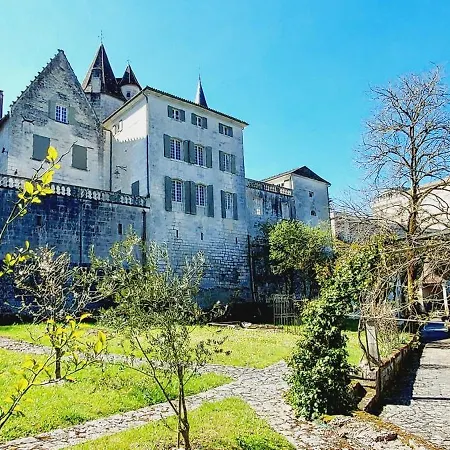 Chateau Des Senechaux, Bourdeilles Exterior photo