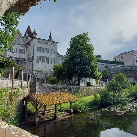 Chateau Des Senechaux, Bourdeilles Exterior photo