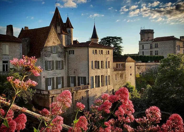 Chateau Des Senechaux, Bourdeilles